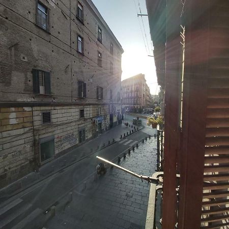 Dormire A Napoli Centro Holiday House Casa Vacanza 外观 照片
