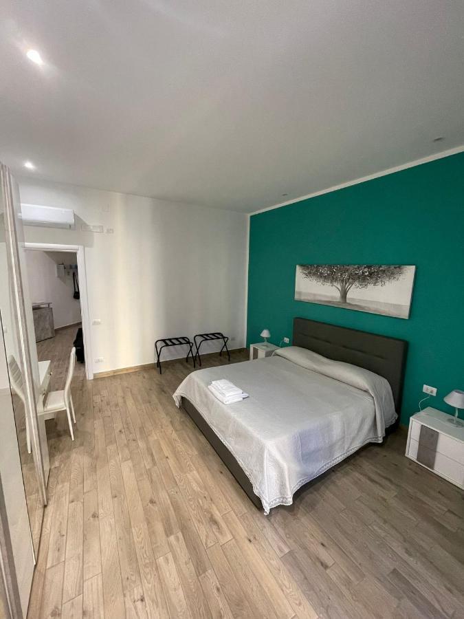 Dormire A Napoli Centro Holiday House Casa Vacanza 外观 照片