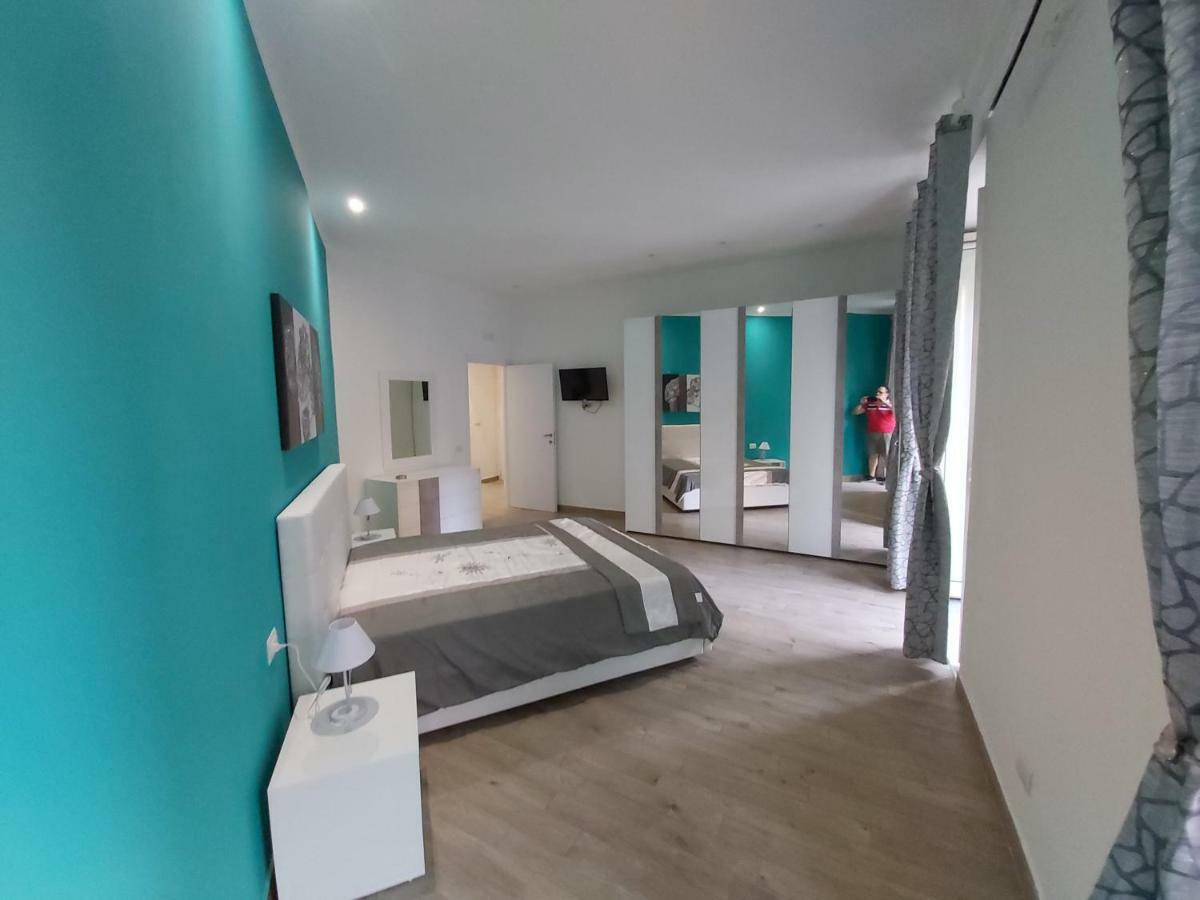 Dormire A Napoli Centro Holiday House Casa Vacanza 外观 照片