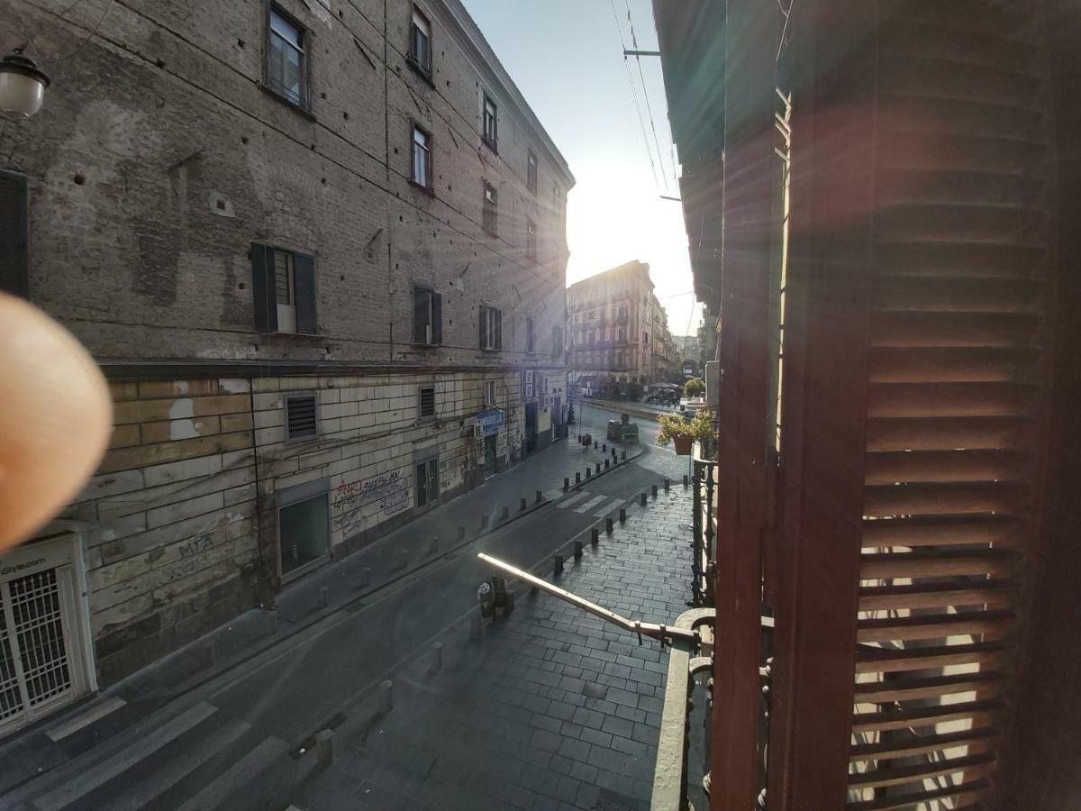 Dormire A Napoli Centro Holiday House Casa Vacanza 外观 照片